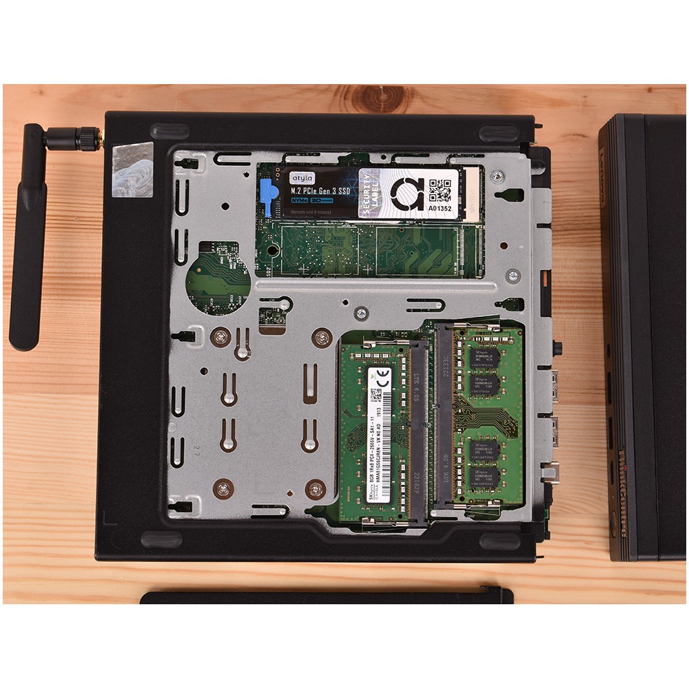 Mini komputer PC Lenovo ThinkCentre M70q Gen 3 i3-12100T/16GB/512GB SSD NVMe/WIFI/W11P - 10390