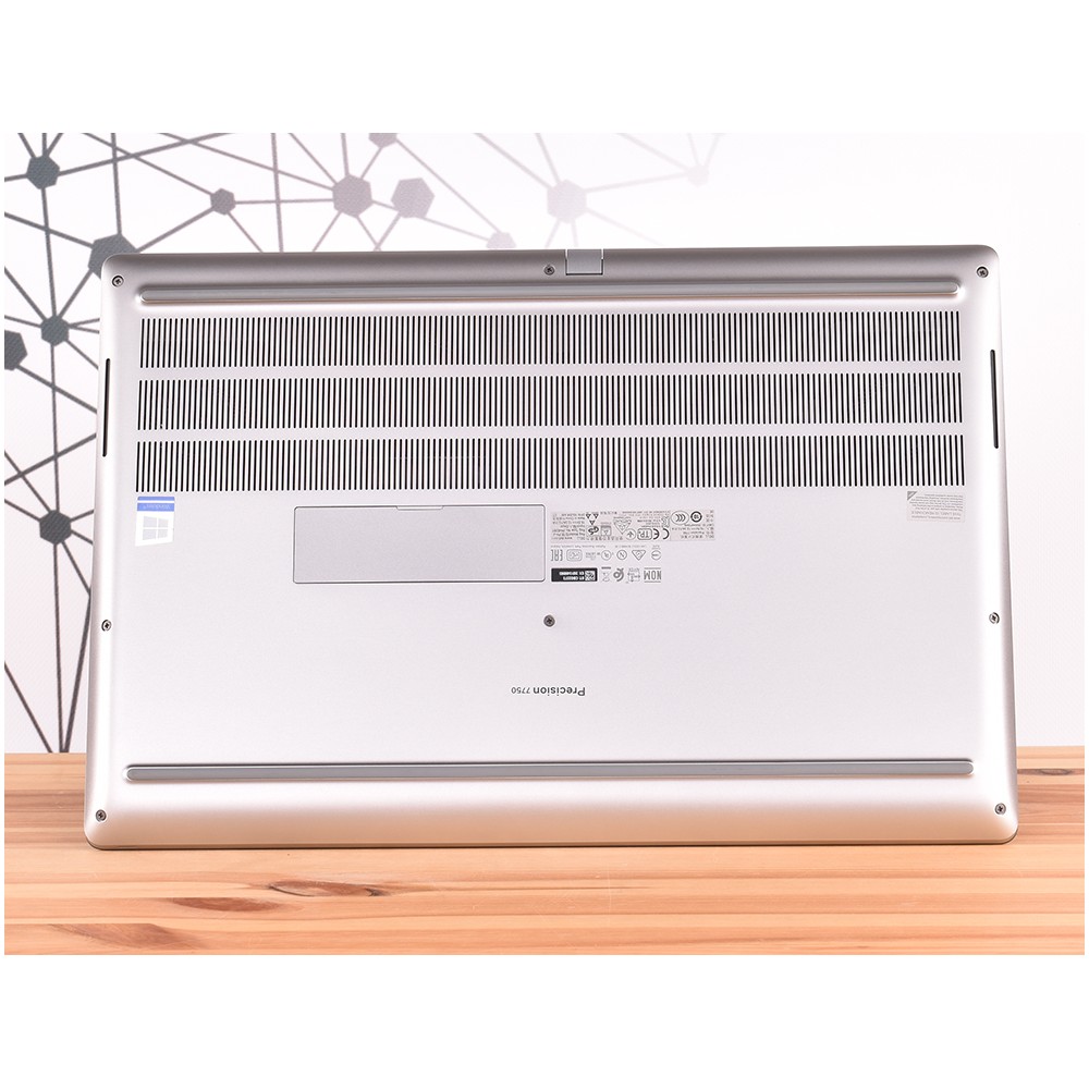 Dell Precision 7750 17" i7-10875H/32GB/1TB SSD NVMe/RTX 4000/W11P - 13909